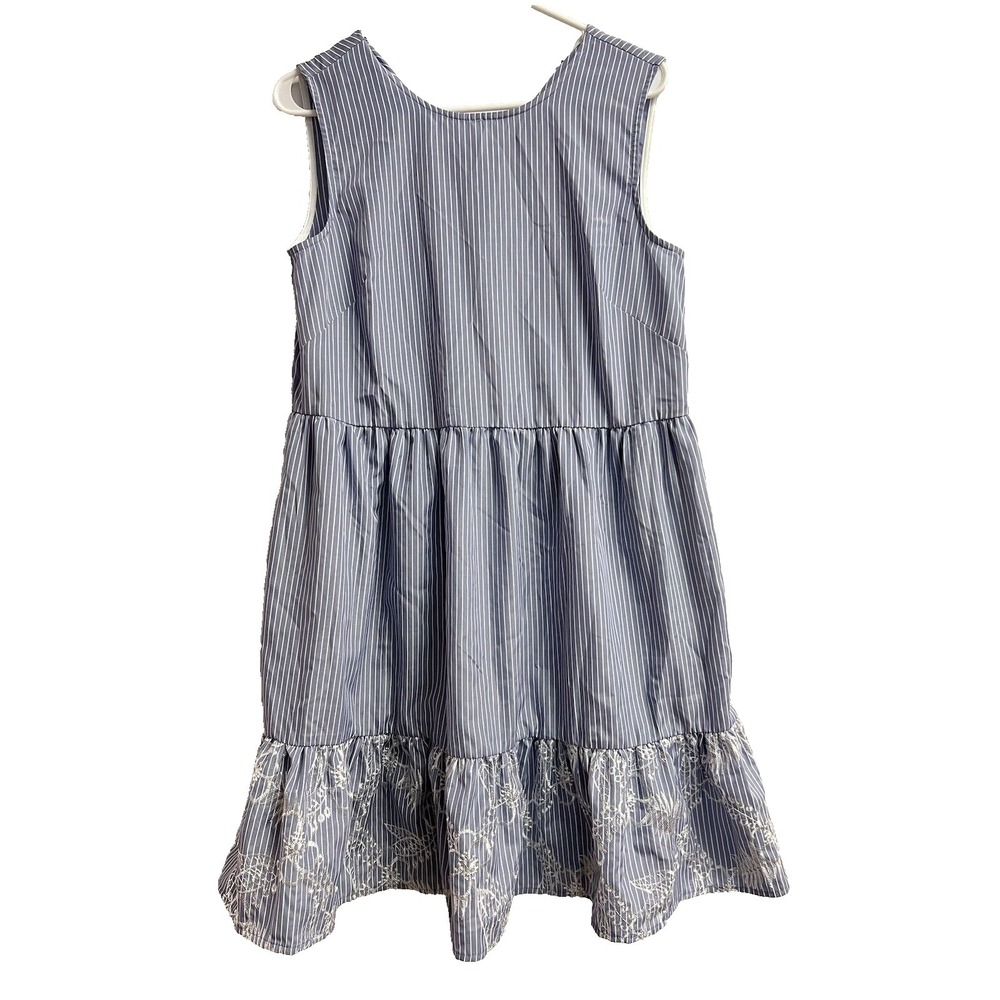 Sandra Darren Size 8  Embroideredr Dress‎